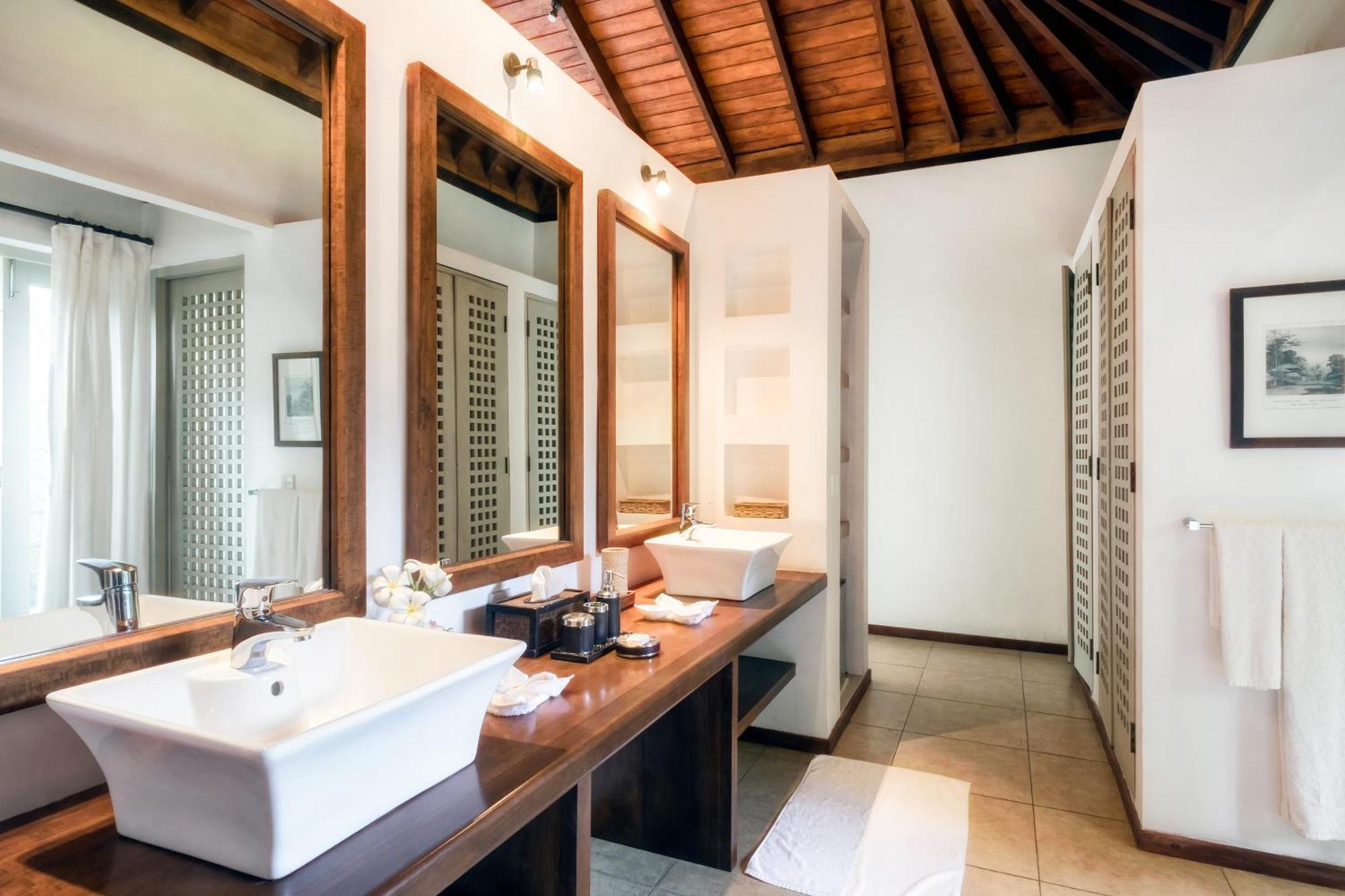 Hotel Elysium - Level 1 Certified à Unawatuna Extérieur photo